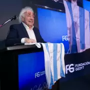 La solidaridad se visti de gala para prevenir el cncer de colon: cmo fue la conmovedora gala solidaria "Noche Azul"