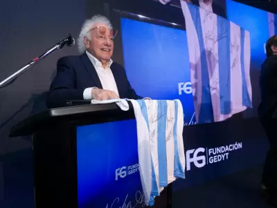 El broche de oro lo dio la camiseta de la Seleccin Argentina firmada, que lleg a los $5 millones.