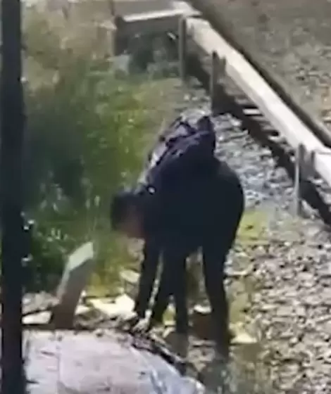 Un joven de 24 aos fue detenido en Palermo tras manipular cables de alta tensin