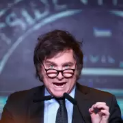 El operativo "platita" de Milei: despliega billetera abierta y los ATN como moneda de cambio