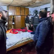 Alcohol, drogas y un "informante de vrgenes" de 16 aos: la oscura trama detrs de la red que explotaba a chicas de secundaria