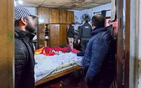 "Subastaban" a alumnas por hasta $200 mil