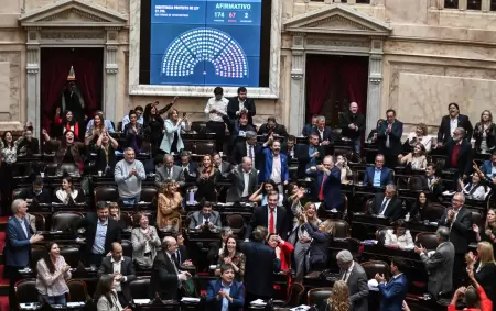 El decano de la facultad de Ciencias Exactas de la UBA apuntó contra Adorni: “Estuvo diez años en la UNLP y tuvo que cursar macroeconomía seis veces” - Image 2