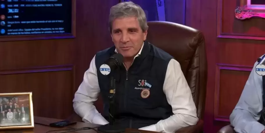 Caputo promete "vender hasta el ltimo dlar" en medio de la corrida cambiaria