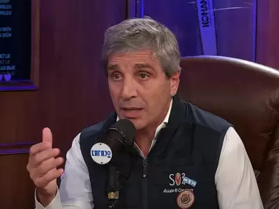 Caputo promete "vender hasta el ltimo dlar" en medio de la corrida cambiaria