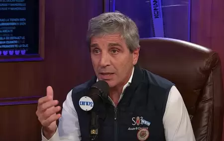 Caputo promete "vender hasta el ltimo dlar" en medio de la corrida cambiaria