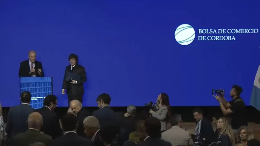 Milei disert en la Bolsa de Comercio Crdoba