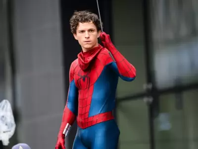 El actor britnico tuvo que ser hospitalizado en Glasgow tras golpearse la cabeza