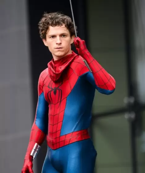 El actor britnico tuvo que ser hospitalizado en Glasgow tras golpearse la cabeza