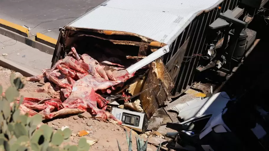 As qued el camin que volc en Guaymalln