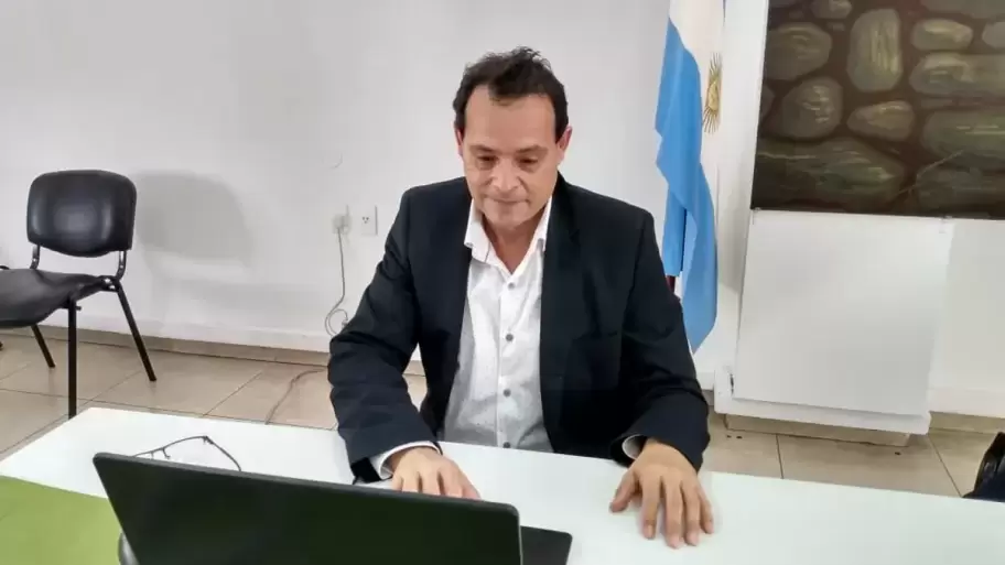 Eduardo Cobos, defensor del pueblo