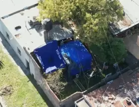 La casa donde fueron hallados los cuerpos de Brenda Del Castillo (20), Morena Verdi (20) y Lara Gutirrez (15)