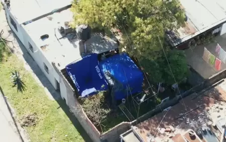 La casa donde fueron hallados los cuerpos de Brenda Del Castillo (20), Morena Verdi (20) y Lara Gutirrez (15)