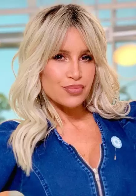 Florencia Pe�a tir� a matar y asegur� que "si el presidente de los EMI en Estados Unidos le dice 'and� a hacer videos porno', lo echan"