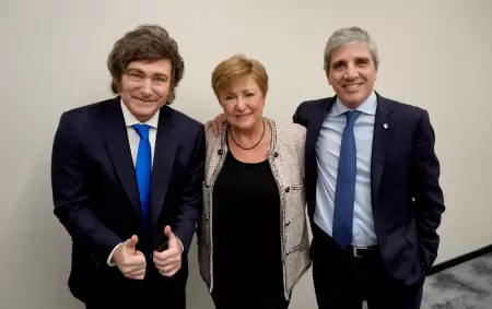Javier Milei y el Ministro de Economa, Luis Caputo y Kristalina Georgieva