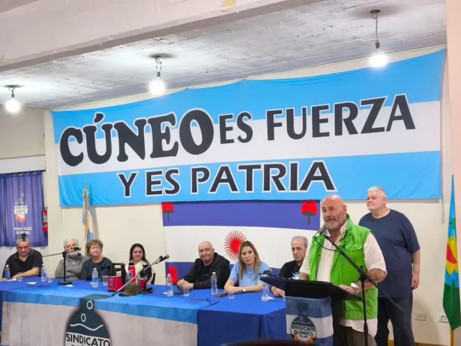 Santiago Cneo en el lanzamiento de su campaa para diputado nacional por la provincia de Buenos Aires.