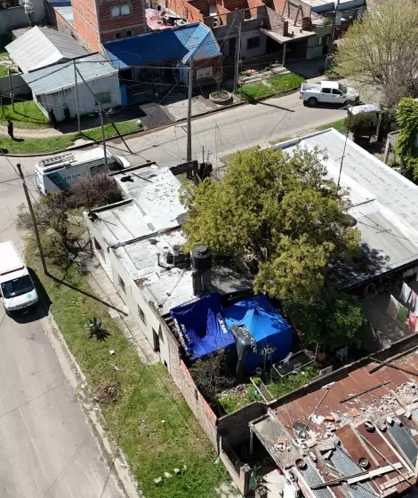 La casa donde encontraron a las tres chicas