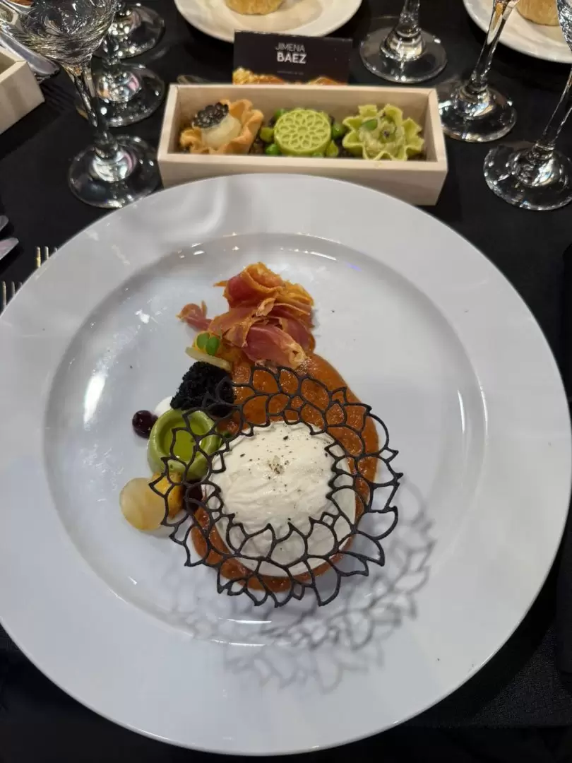 Así se vio el plato principal de la noche de los Martín Fierro