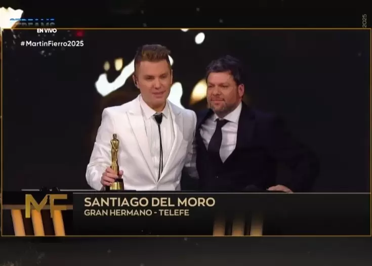 Del Moro comparti su Martn Fierro con Guido Kaczka