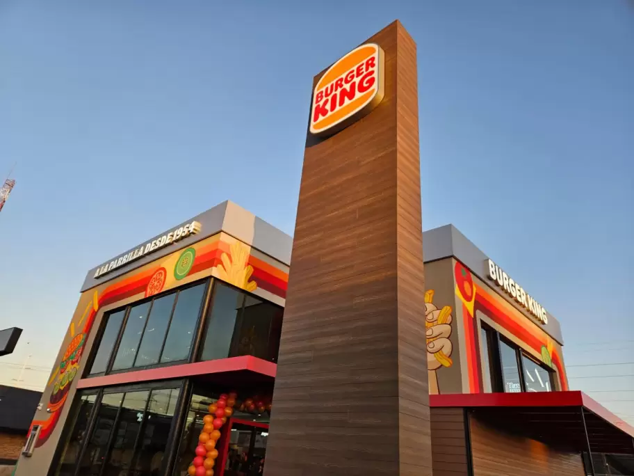 La cadena de hamburguesas, con 118 locales en el pas, qued en venta