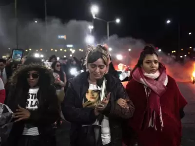 Familiares de Brenda, Morena  y Lara marcharon para pedir justicia