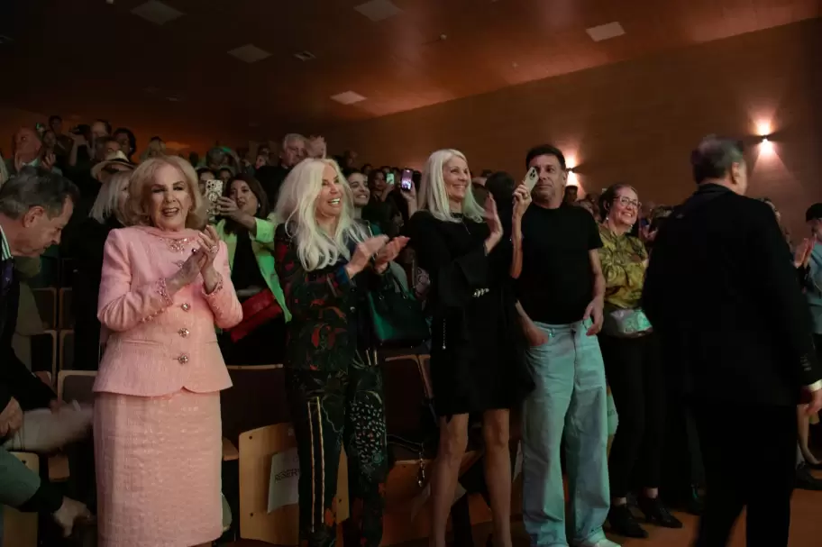 Graciela Borges recibi el Doctorado Honoris Causa en la apertura del FIC.UBA 2025