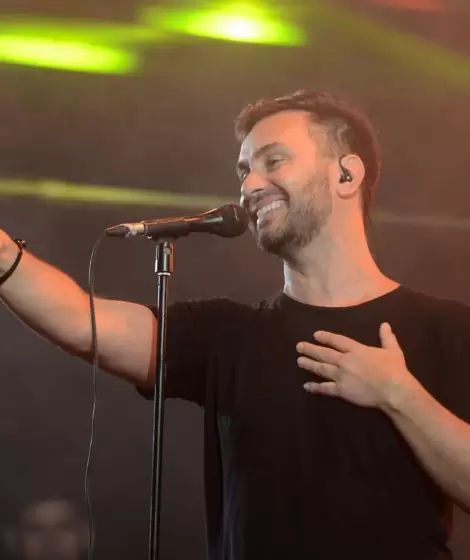 El cantante y tres veces candidato al Premio Nobel de la Paz, Odino Faccia