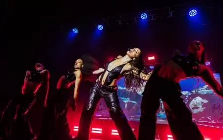 Lola ndigo regres a Buenos Aires