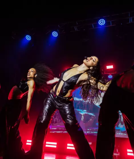 Lola ndigo regres a Buenos Aires