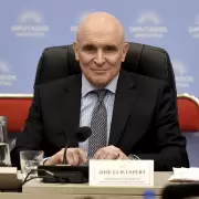 Espert se va por la puerta de atrs: renunci a la Comisin de Presupuesto en medio del escndalo por el narco Fred Machado