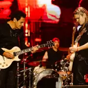 Airbag hizo temblar el Monumental con un show pico bajo la lluvia