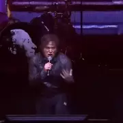 Milei, entre el rock y la cruda realidad: un show desbordado para tapar las grietas y dejar atrs los escndalos