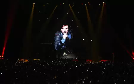 Javier Milei brind un recital en el Movistar Arena y qued en el ojo de la tormenta