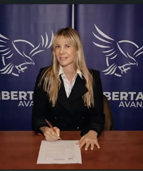 Karen Reichardt pas� de ser una vedette de cabotaje a ser diputada libertaria.