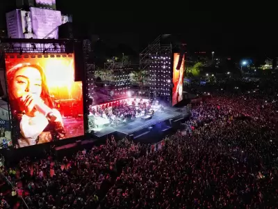 El Monumento a la Bandera fue el epicentro de una multitudinaria fiesta