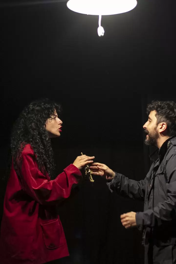 "Que pase algo..." (ttulo en proceso)