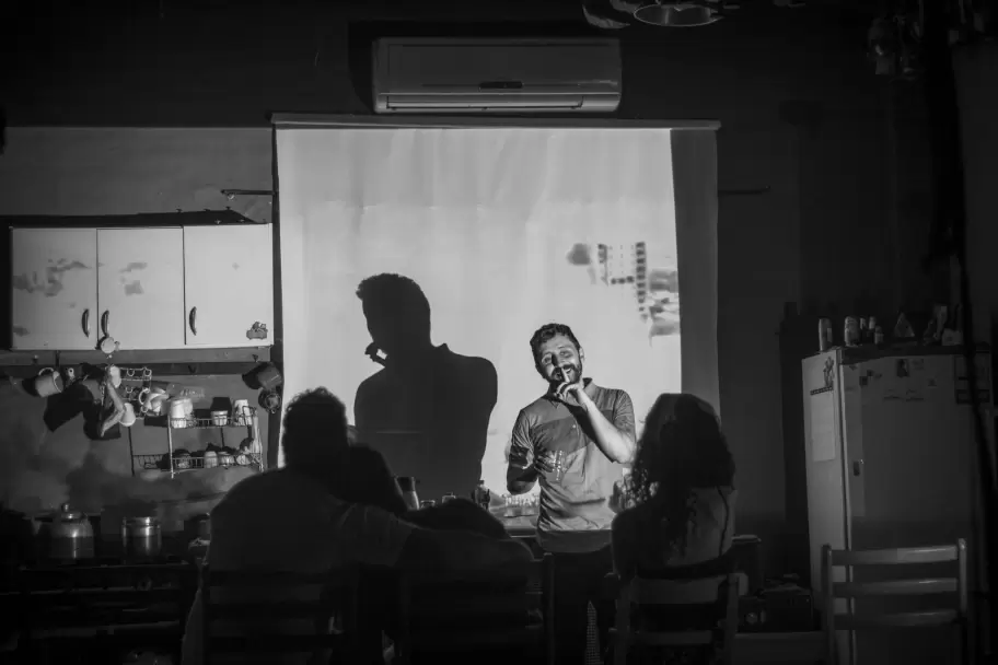 "Que pase algo..." (ttulo en proceso)