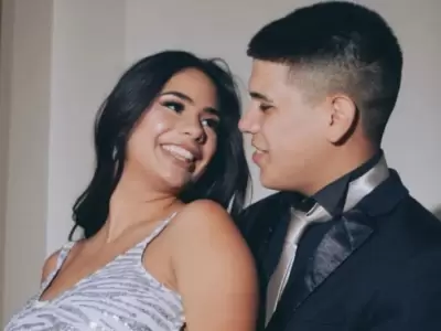 Thiago Medina le habra pedido matrimonio a Daniela Celis