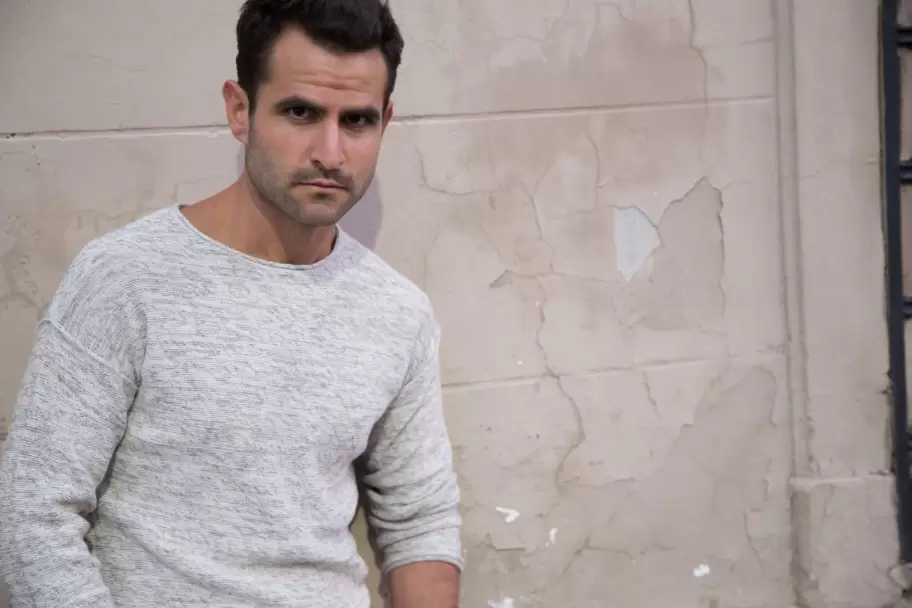 Broglia habla desde la emocin, con la intensidad de quien vive el teatro como un pulso vital.