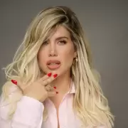 Mientras Wanda Nara pasa tiempo con sus hijas, Mauro Icardi recibe las peores crticas desde el Galatasaray