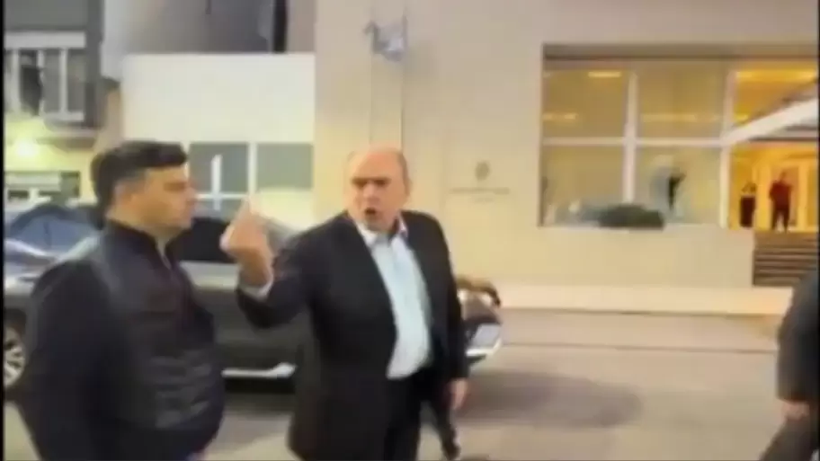 Francos aleg que "se equivoc de dedo"