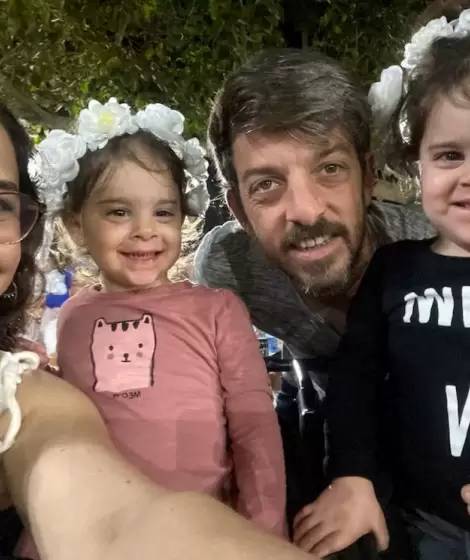 David Cunio junto a su esposa y sus dos hijas, quienes haban recuperado la libertad en noviembre de 2023.