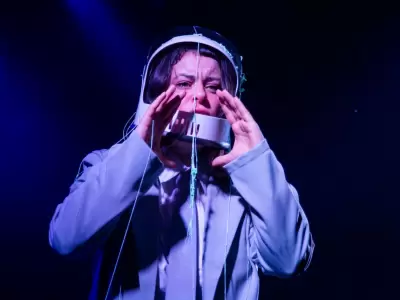 "Cruda, hija de los '90"