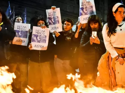 Marcha por las muertes de Brenda del Castillo (20), Morena Verdi (20) y Lara Gutirrez (15)