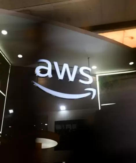 Una falla en la red de AWS paraliz durante horas a bancos, aerolneas, aplicaciones de mensajera y plataformas de entretenimiento