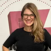 Delfina Rossi le respondió a Caputo: "¿Cuándo vas a traer la guita que tenés afuera? Vas a pasar a la historia por endeudarnos como nadie"