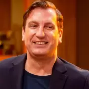 Maxi López, entre lágrimas, chicanas y confesiones: "Hay uno que se merecía un golpecito"