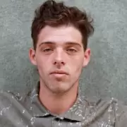 Santi Maratea se metió de lleno en la campaña: "Me gusta irme a dormir escuchando entrevistas del Peluca"