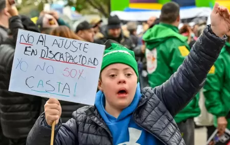 Personas con discapacidad se movilizaron en todo el pas por la restitucin de sus pensiones