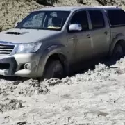 Nueva hipótesis da un volantazo a la búsqueda de los jubilados desaparecidos en Chubut: "¿Y si se los tragó la tierra?"